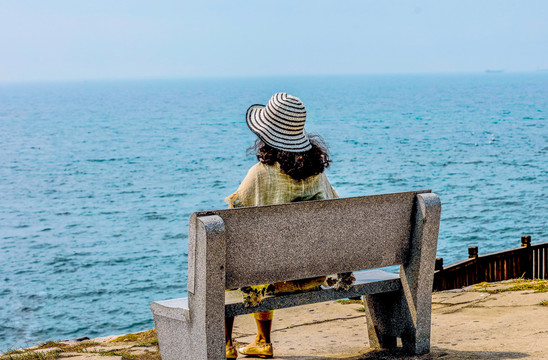 原创短剧：我的AI女友觉醒了